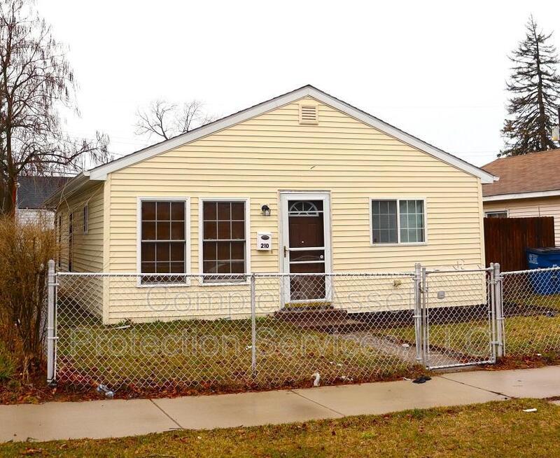 210 Pleasant Ave, Michigan City, IN 46360 House Rental in Michigan