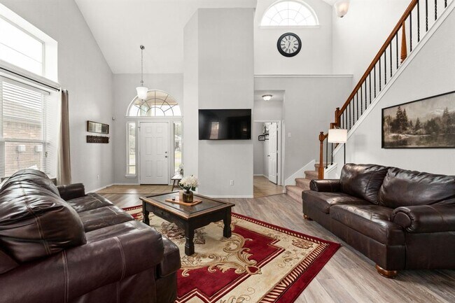 Building Photo - 6506 Ambrose Cir