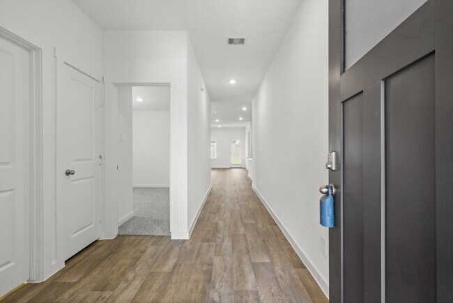 Foto del edificio - 1706 Stelvio Pass Dr.