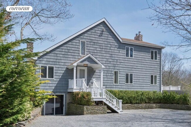 Building Photo - 26 Boatsteerers Ct N