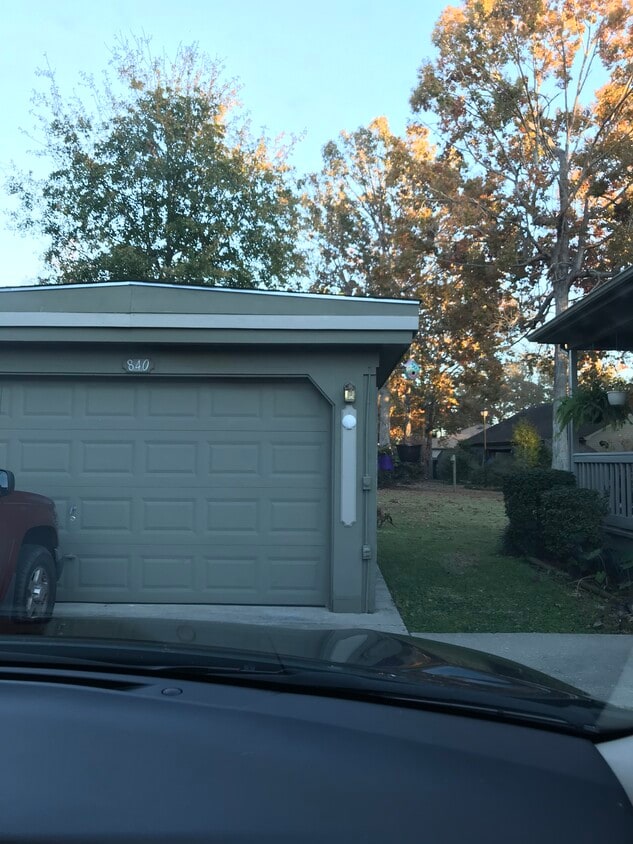 Foto del edificio - 840 King James Ct