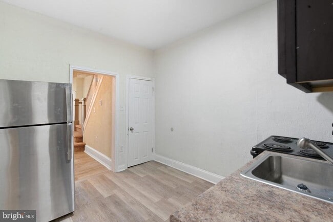 Building Photo - 2653 N Colorado St