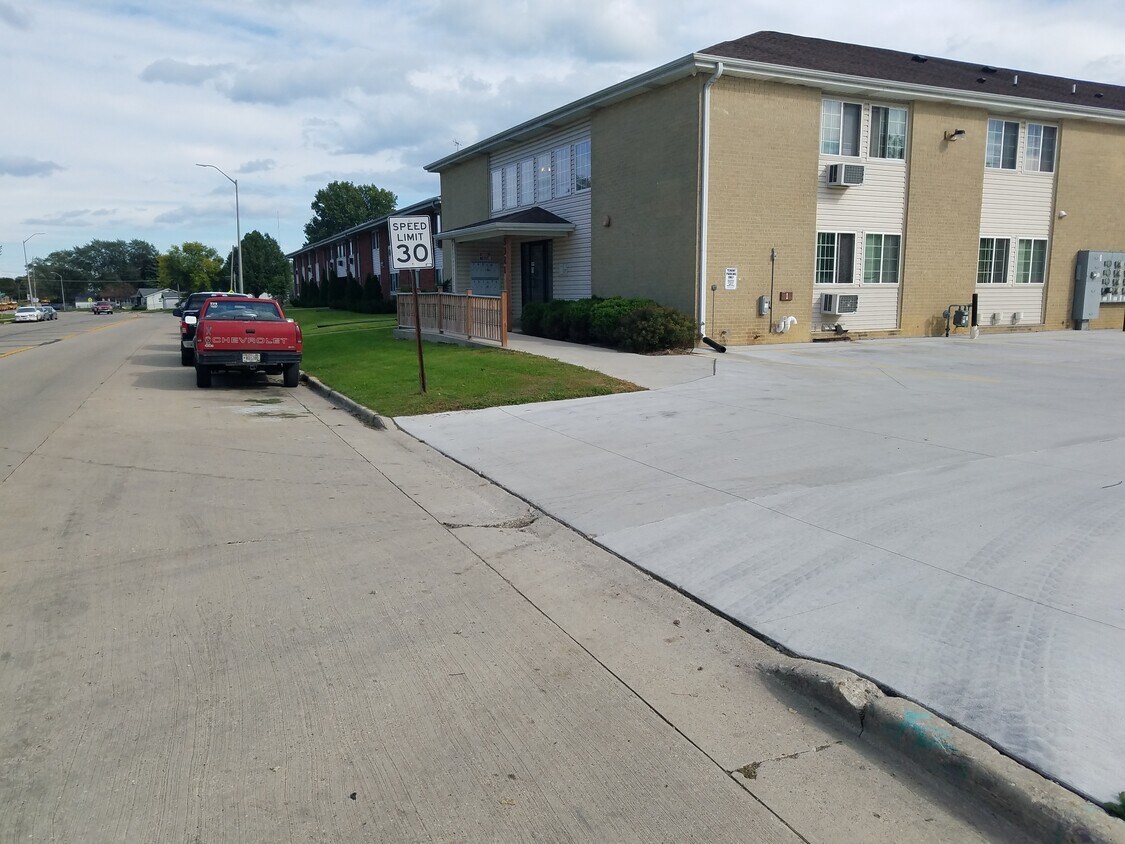 5321 16th St Unit 12, Mount Pleasant, WI 53406 Apartments in Mount