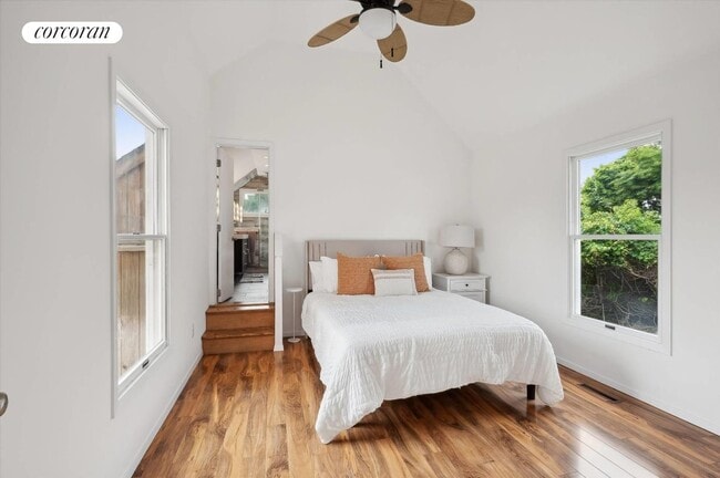 Building Photo - 10 S Gibson Pl