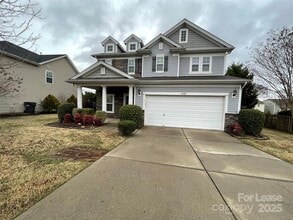Building Photo - 12728 Cumberland Cove Dr