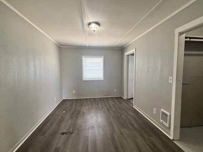 Foto del edificio - 5130 W Paradise Ln