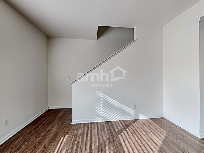 Foto del edificio - 5536 Stowe Derby Dr