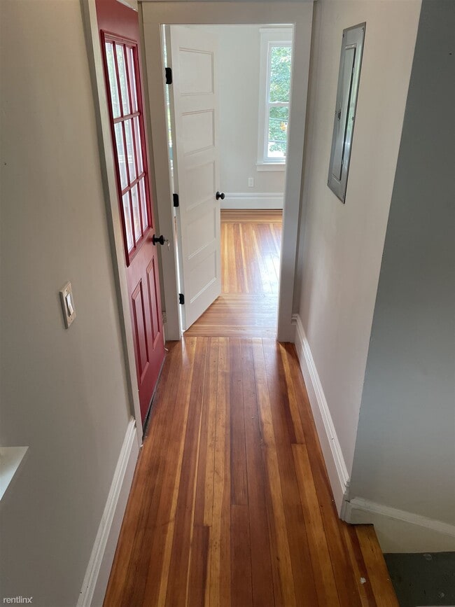 Building Photo - 4 br, 3 bath Duplex - 1018 Hope Street 2