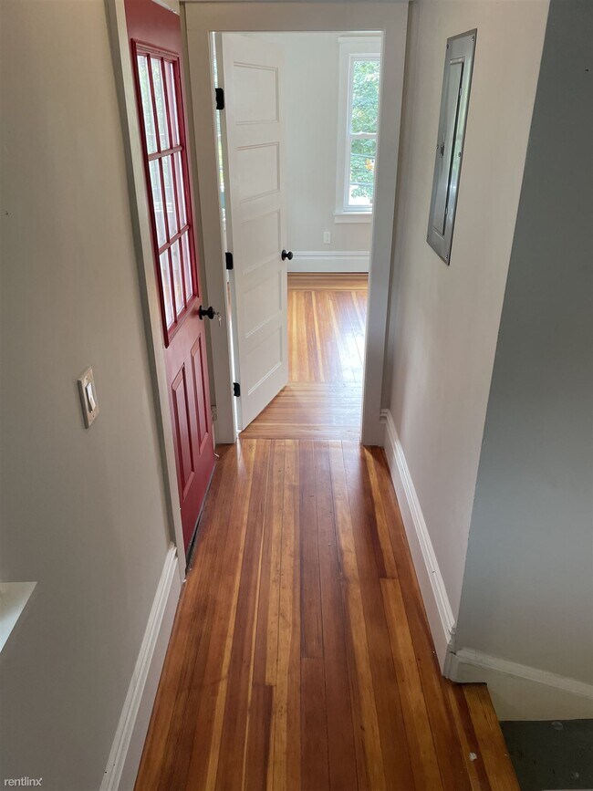 Foto del edificio - 4 br, 3 bath Duplex - 1018 Hope Street 2