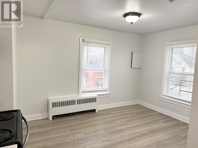 Building Photo - 4711 River Rd