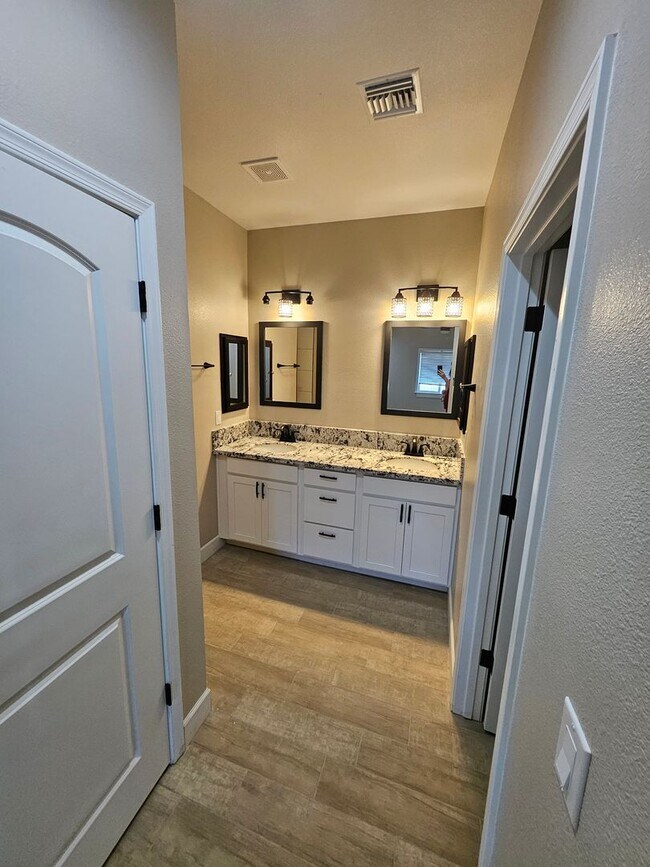 Building Photo - 1 MONTH RENT FREE!!!  BRAND NEW HOME in De...
