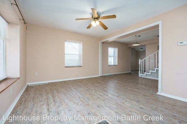 Building Photo - 2 br, 1 bath House - 11 Stayman