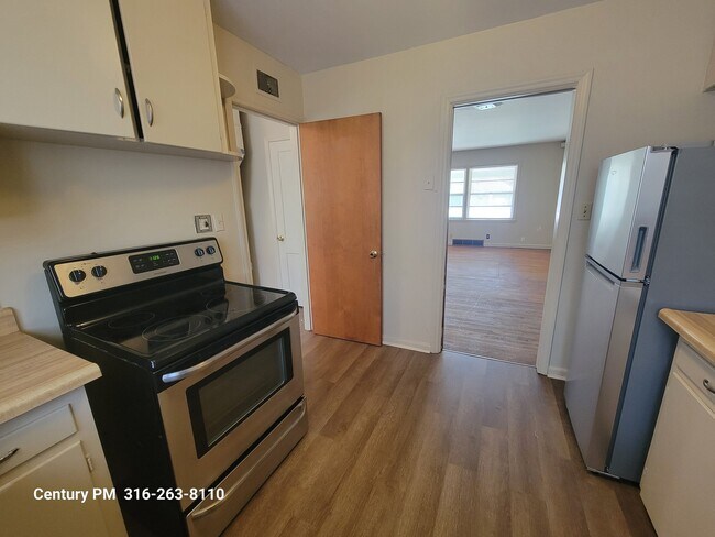Foto del edificio - 4906 E 9th St N
