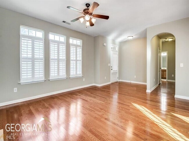 Foto del edificio - 54 Medallion Park