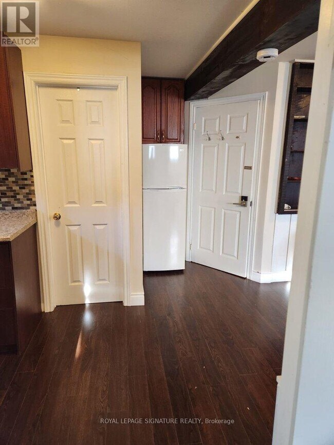 Photo du bâtiment - 119 Main St S