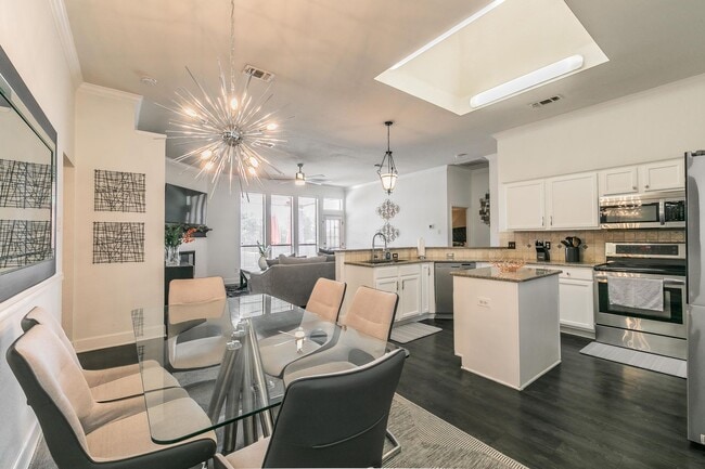 Foto del edificio - Modern Elegance Escape in Mansfield: 3bed/...