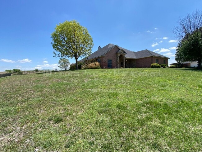 Building Photo - 112 Prairie Ridge Dr