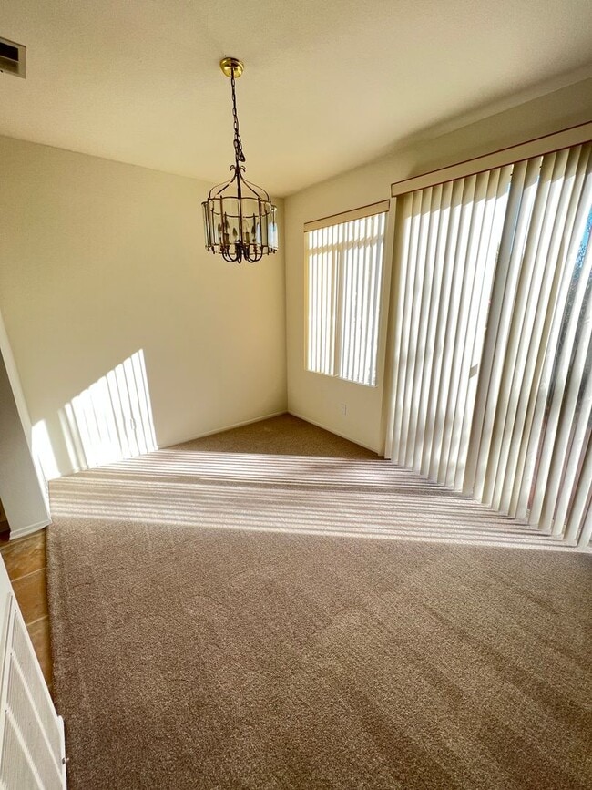 Building Photo - 2 Bedroom Condo in Del Mar Highlands.