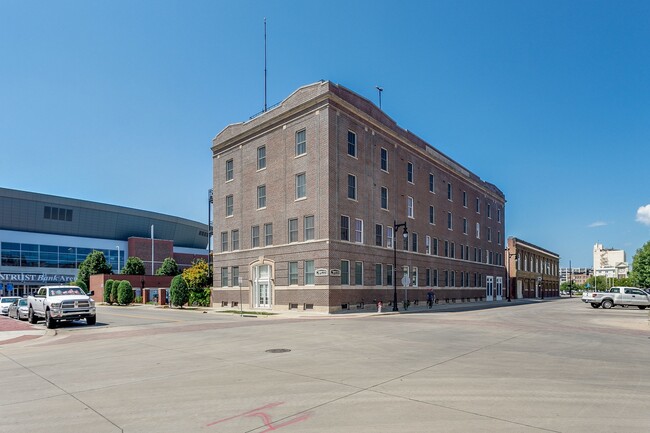 Building Photo - 201 S St Francis Ave