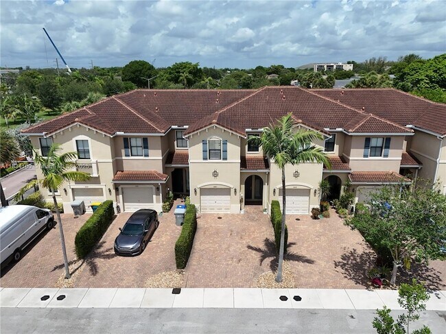 Foto del edificio - 3345 NW 11th Ave