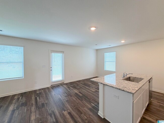 Building Photo - 12742 Collier Curv