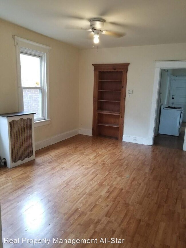 Building Photo - 4 br, 1 bath House - 48 Plum Street 2nd Floor