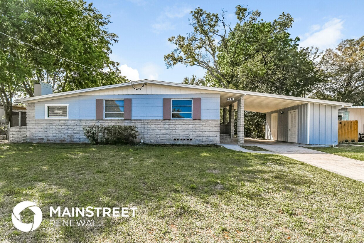 Foto principal - 6238 Green Pine Ln