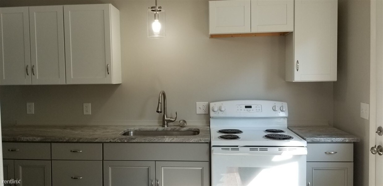 Primary Photo - 2 br, 1 bath Duplex - 225 Blackman Road B