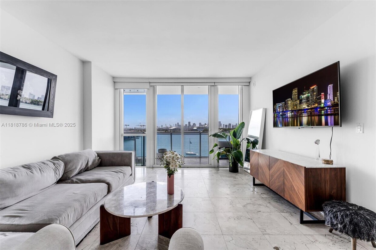 Foto principal - 520 West Ave