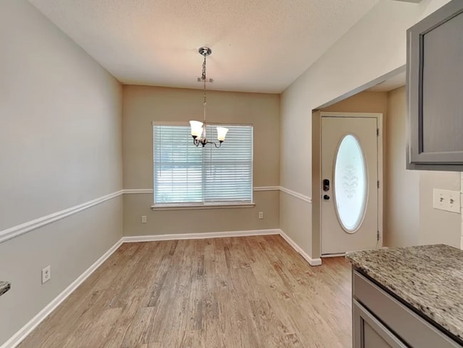 Building Photo - 2530 Thunder Basin Way