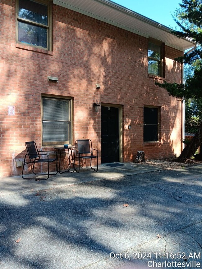 Building Photo - 1440 5th St