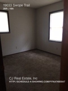 Building Photo - 19033 E Swope Trl