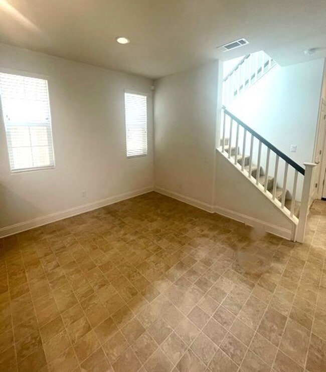 Building Photo - Luxury Gated Community Home Available in Santa Maria
