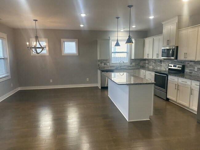 Foto del edificio - 304 Spring St