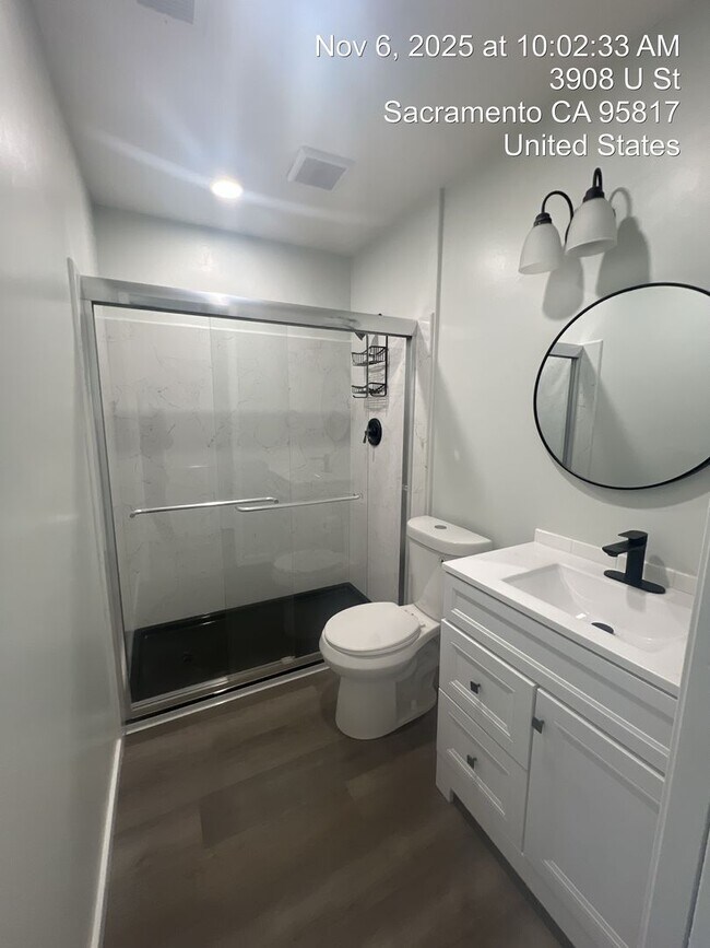 Building Photo - Charming 1-bedroom Unit