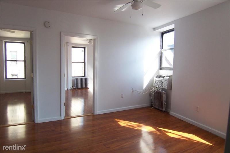 Primary Photo - 390 Broome St