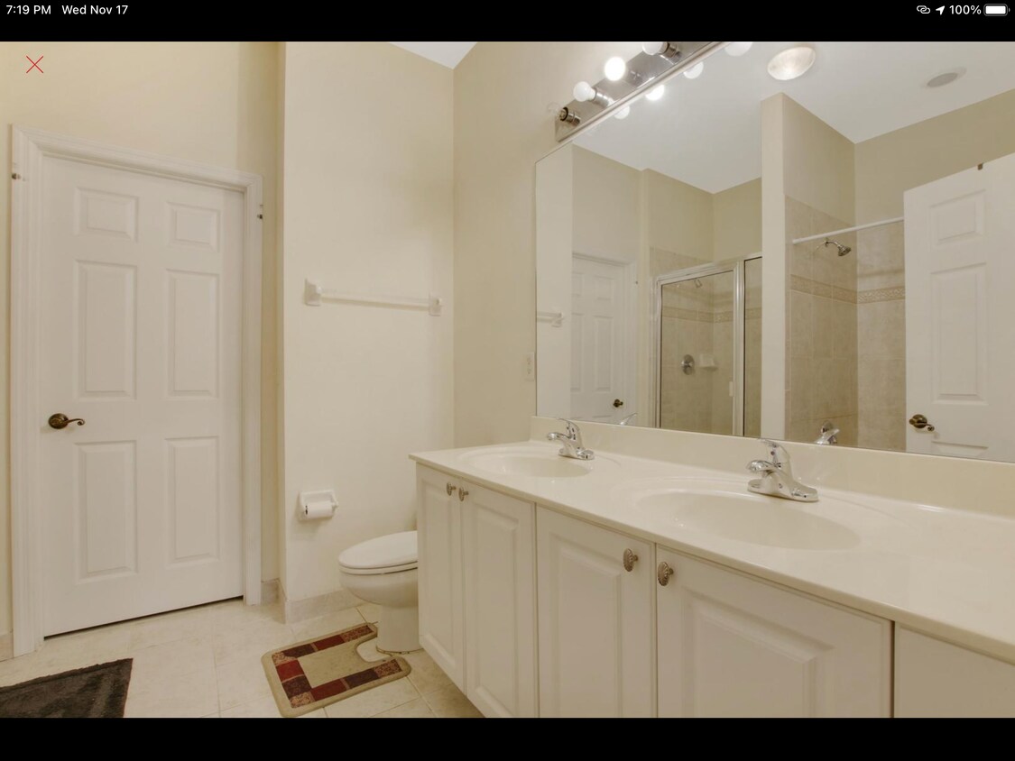 Primary Photo - 111 Lighthouse Cir
