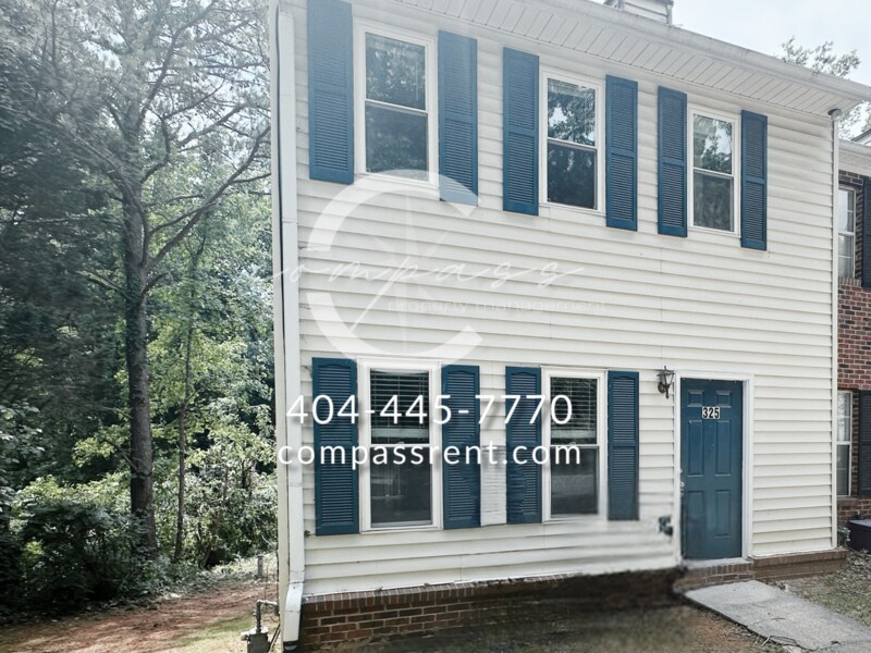 Primary Photo - 325 Hamilton Ct