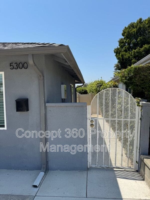 Building Photo - 5300 Glasgow Ct