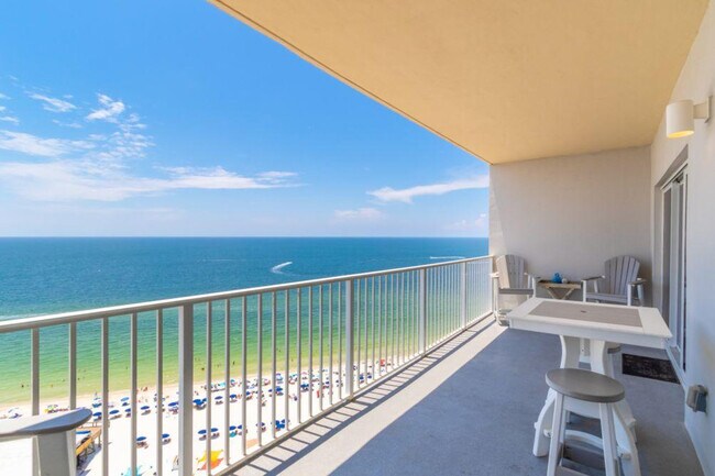 Foto del edificio - 401 E Beach Blvd