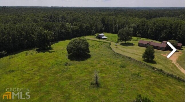 Foto del edificio - 741 Rosemont Rd