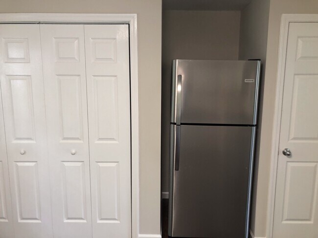 Foto del edificio - For Rent