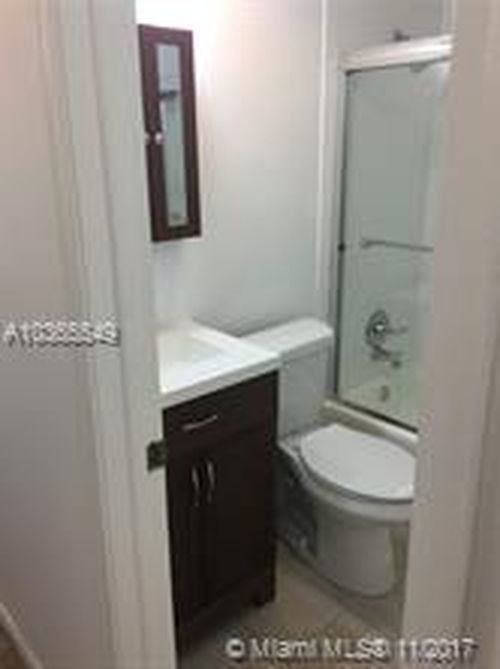 Building Photo - 50 Antilla Ave