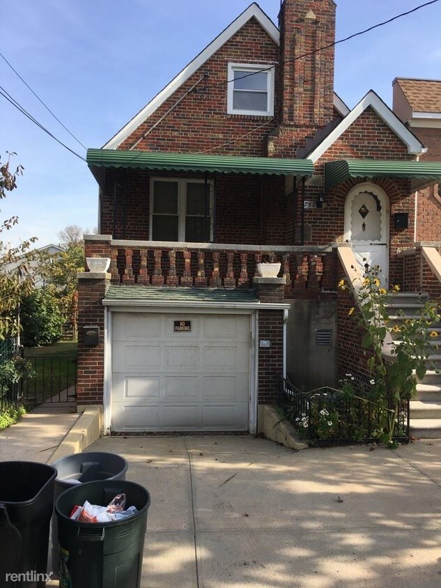 Primary Photo - 752 Logan Ave