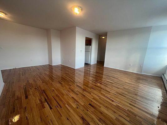 Building Photo - 2 bedroom in BRONX NY 10468