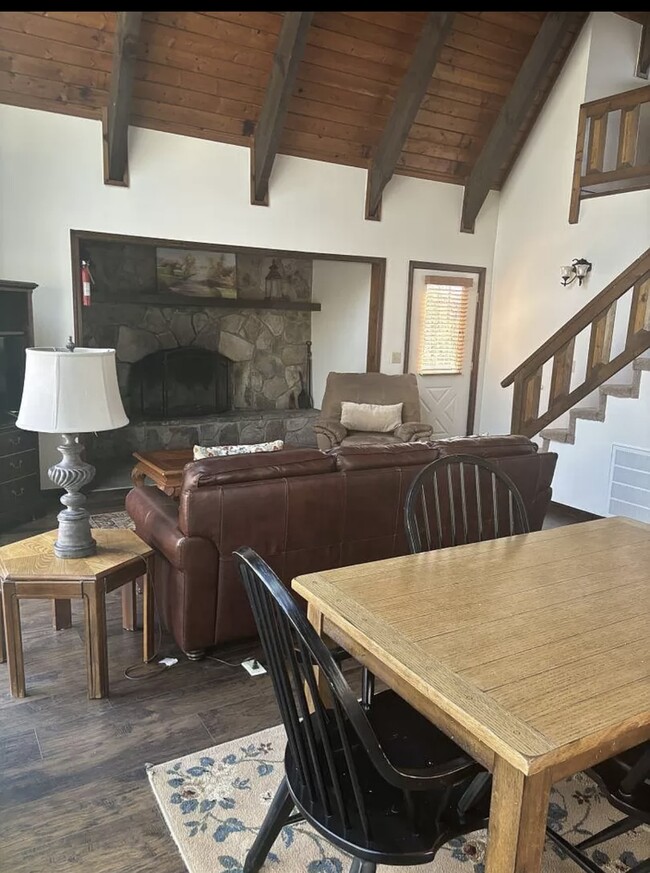 Building Photo - 680 Chalet Village Dr