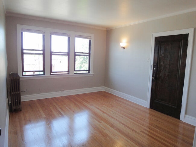 Foto del edificio - 1941 Grove Ave