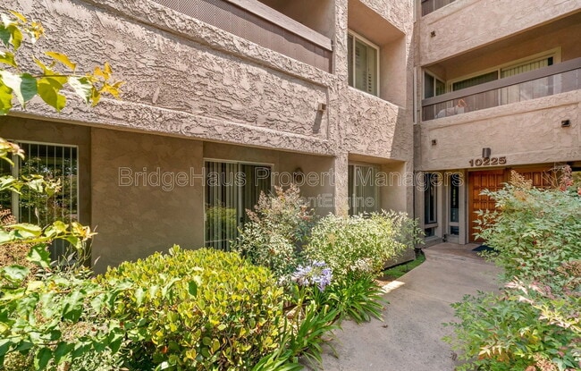 Foto del edificio - 10225 Caminito Cuervo