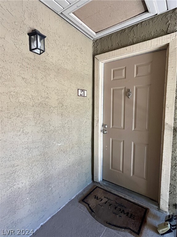 Building Photo - 5220 Indian River Dr