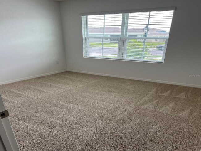 Building Photo - 446 Baroness Way